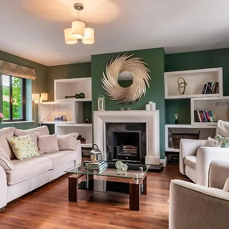 Luxury On The Hill Holiday home *