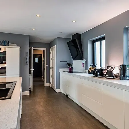 Luxury On The Hill Semesterbostad Kenmare